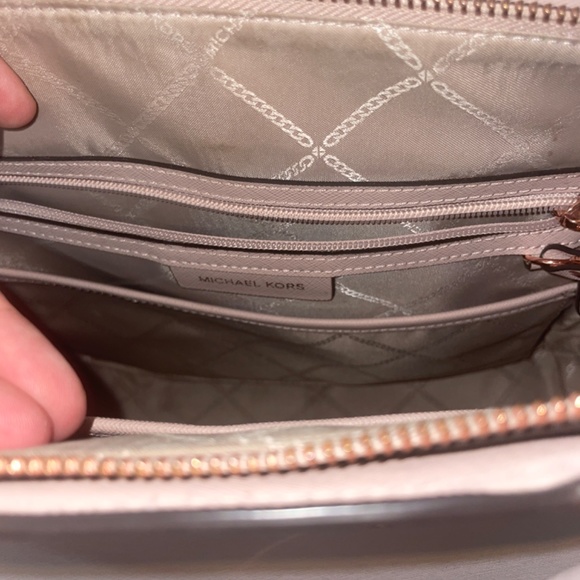 Purse - Picture 2 of 4